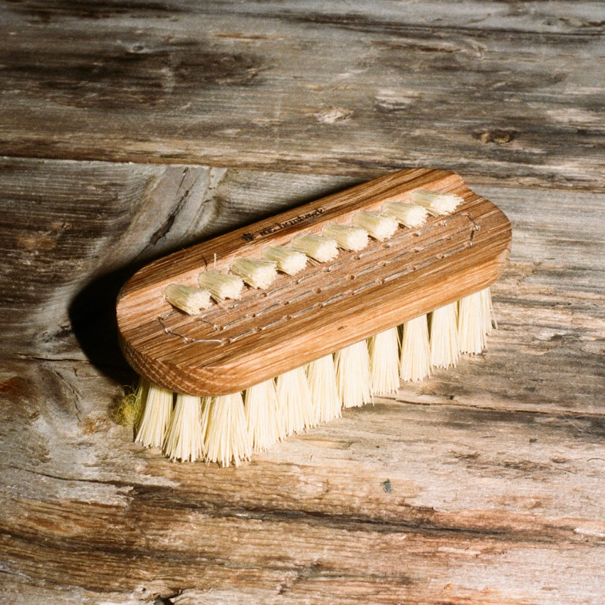 Nagelborste Iris Hantverk